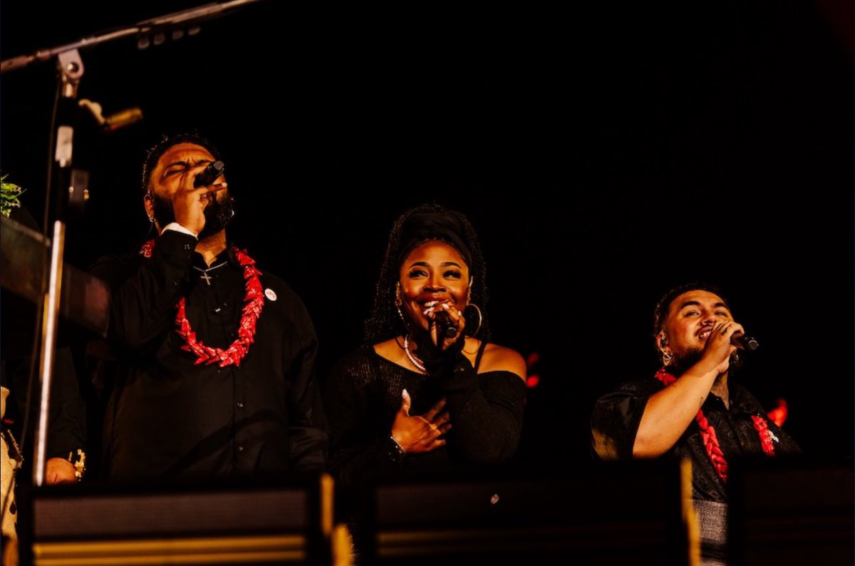 Ponifasio_Samoa's tweet image. Coldplay x This Is Our Home

“Pray for indigenous people all over the world”