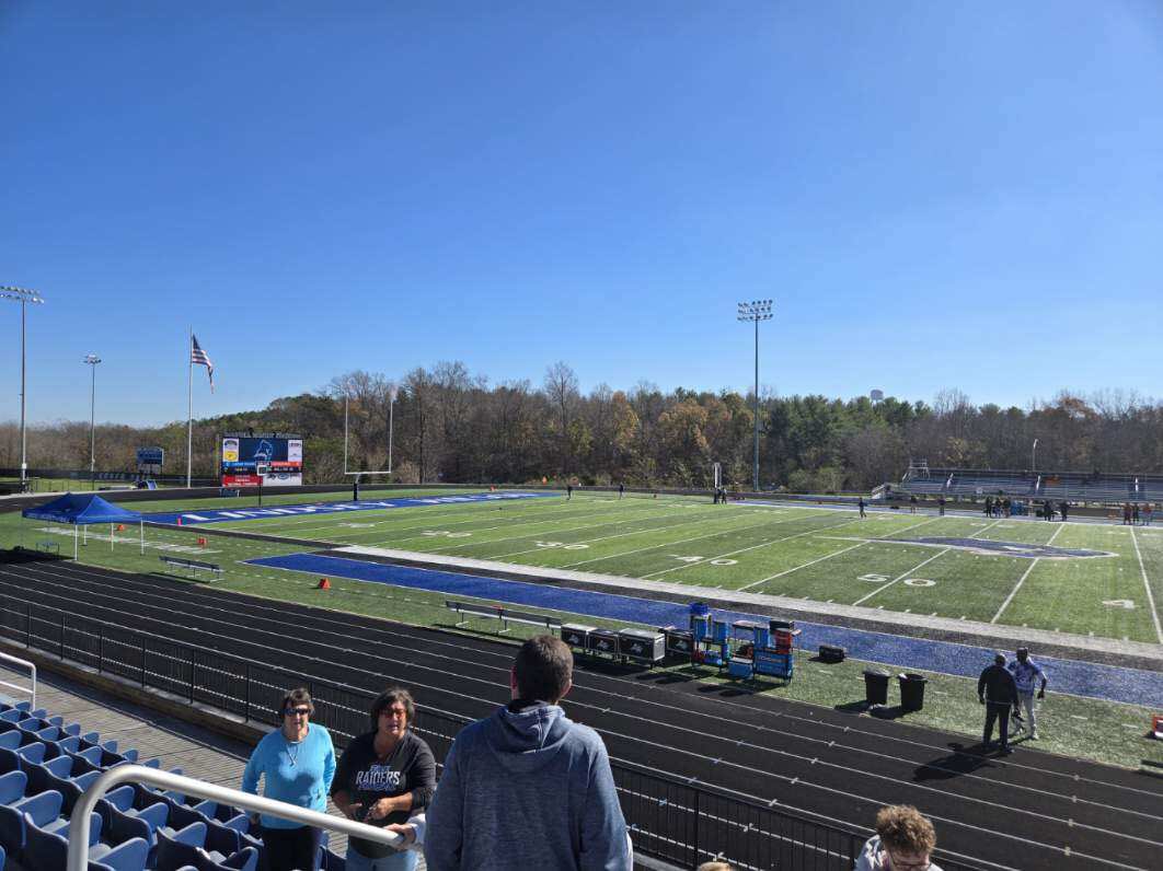 Had a good time being back at Lindsey Wilson today. Thank you <a href="/CoachMattOgle/">Matt Ogle</a> for the game day invite!
<a href="/MCTigerFootball/">Macon Co. Football</a> <a href="/KyleShoulders/">Kyle Shoulders</a> <a href="/DrewParkerScott/">Drew P. Scott</a> <a href="/sxgyoung410/">Spenser R Young</a> <a href="/smcorbitt/">Coach Corbitt 🏈</a>