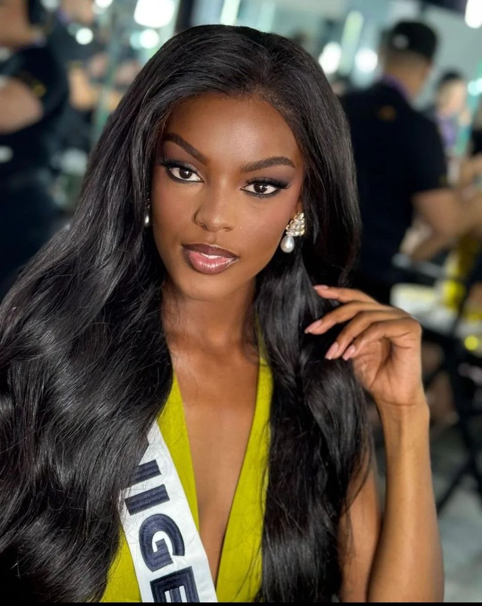 Thuso1Africa's tweet image. Out of 8.2 billion people on earth, the two most beautiful woman in the universe are, Victoria from Denmark, Chidimma from Nigeria.
No DNA just Nigeria