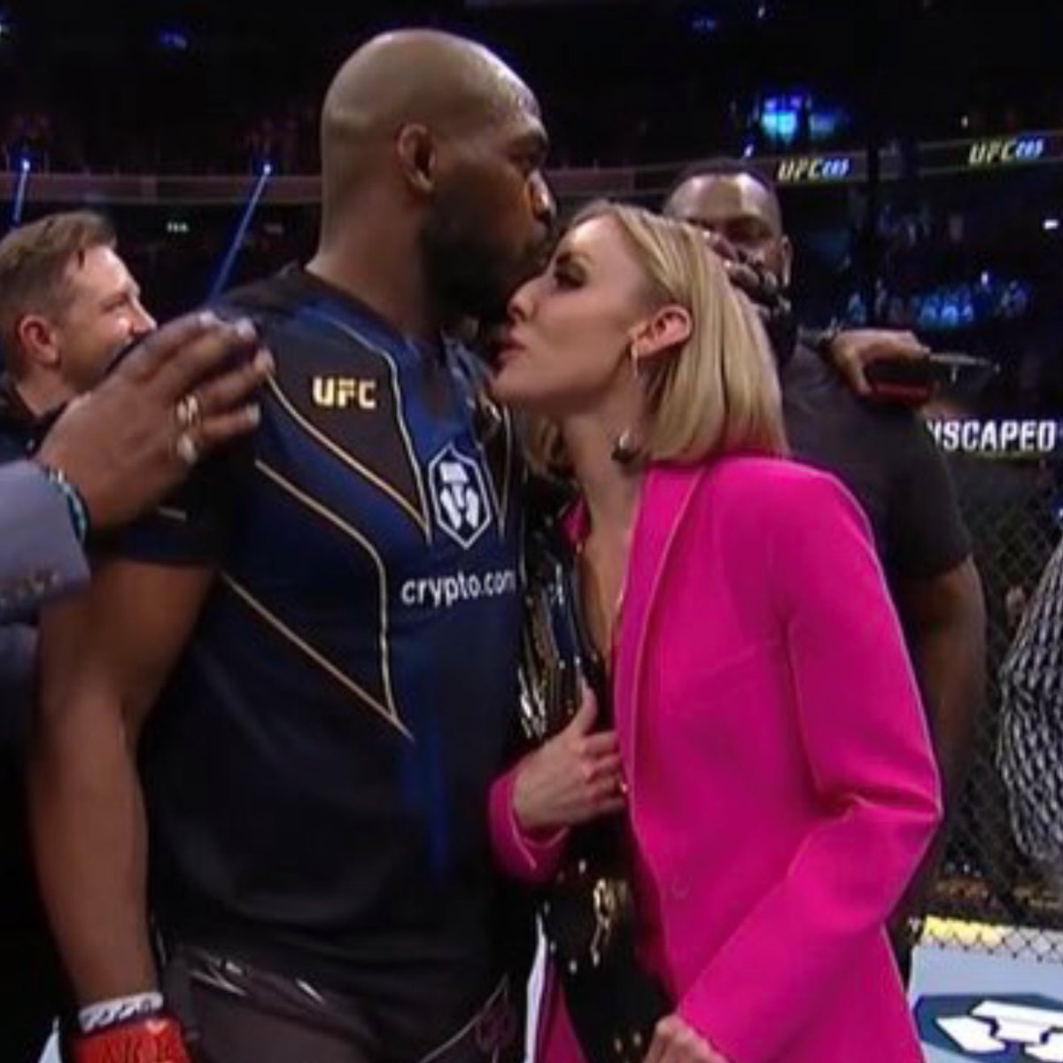 Love seeing former opponents show each other love❤️