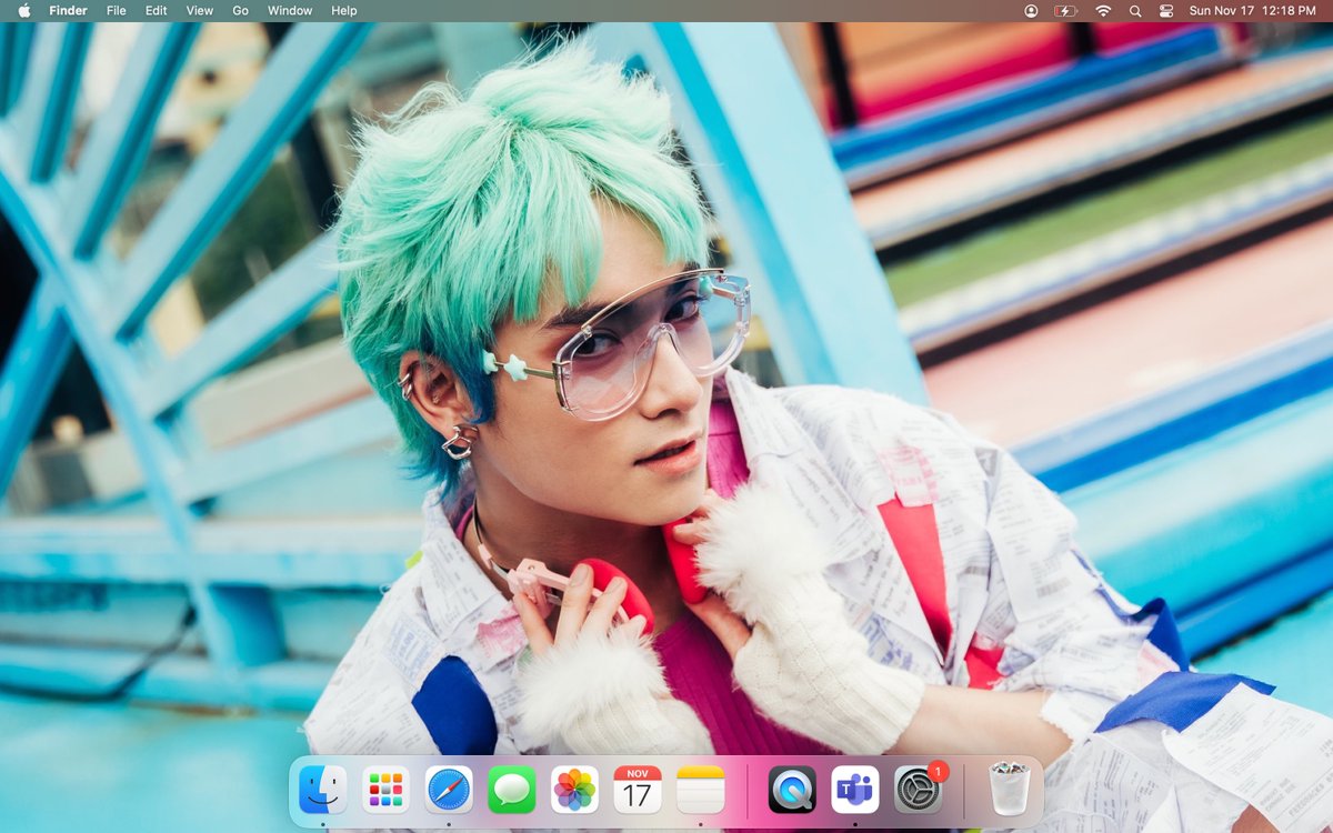 new desktop wallpaper - alamat jao side eyeing me and making sure I stay productive #ALAMATHiraya