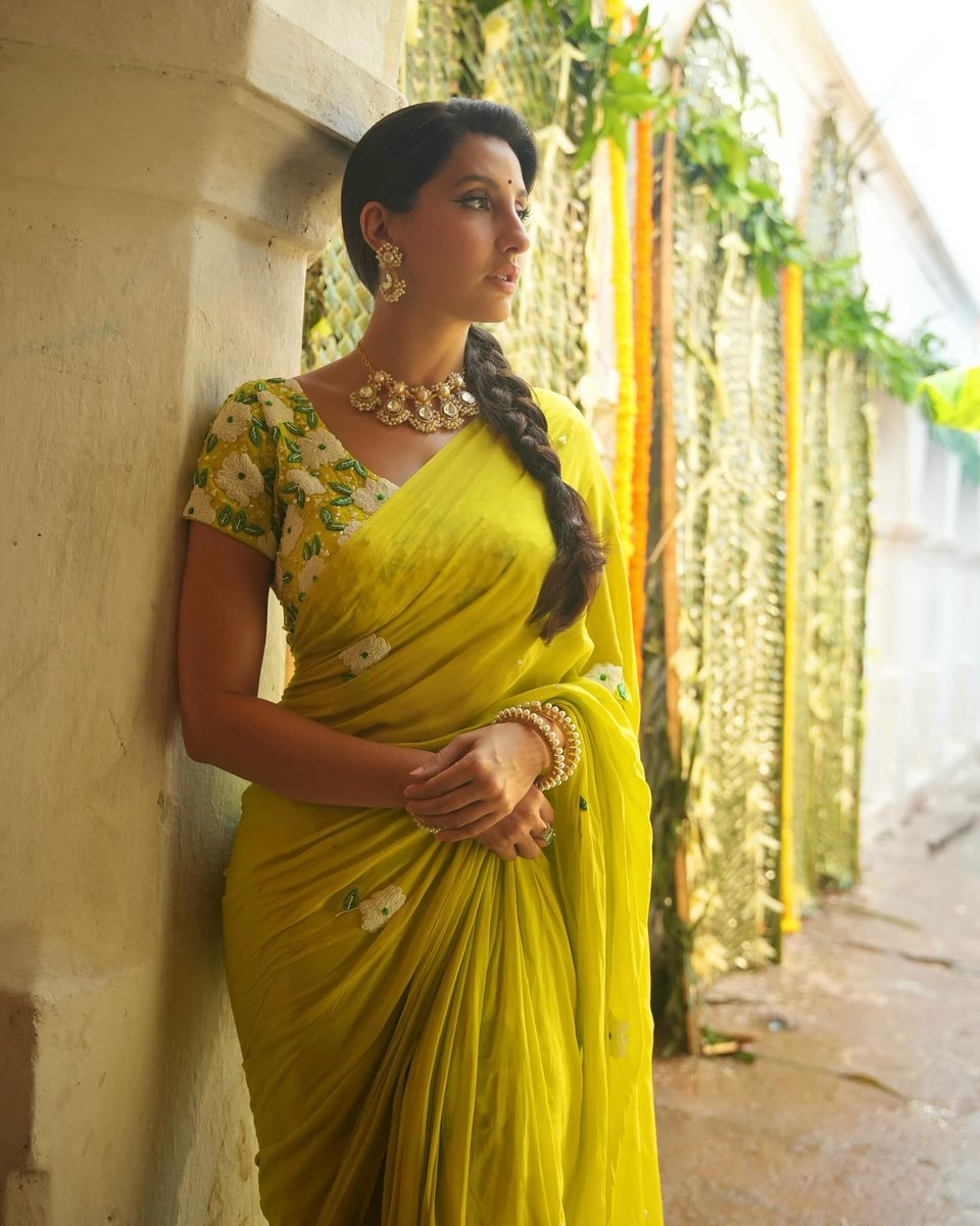 BigtvCinema's tweet photo. Nora Fatehi in #matka 

#NoraFatehi #Matka #matkareview #VarunTej #Tollywood https://t.co/FPOkUGoG6L