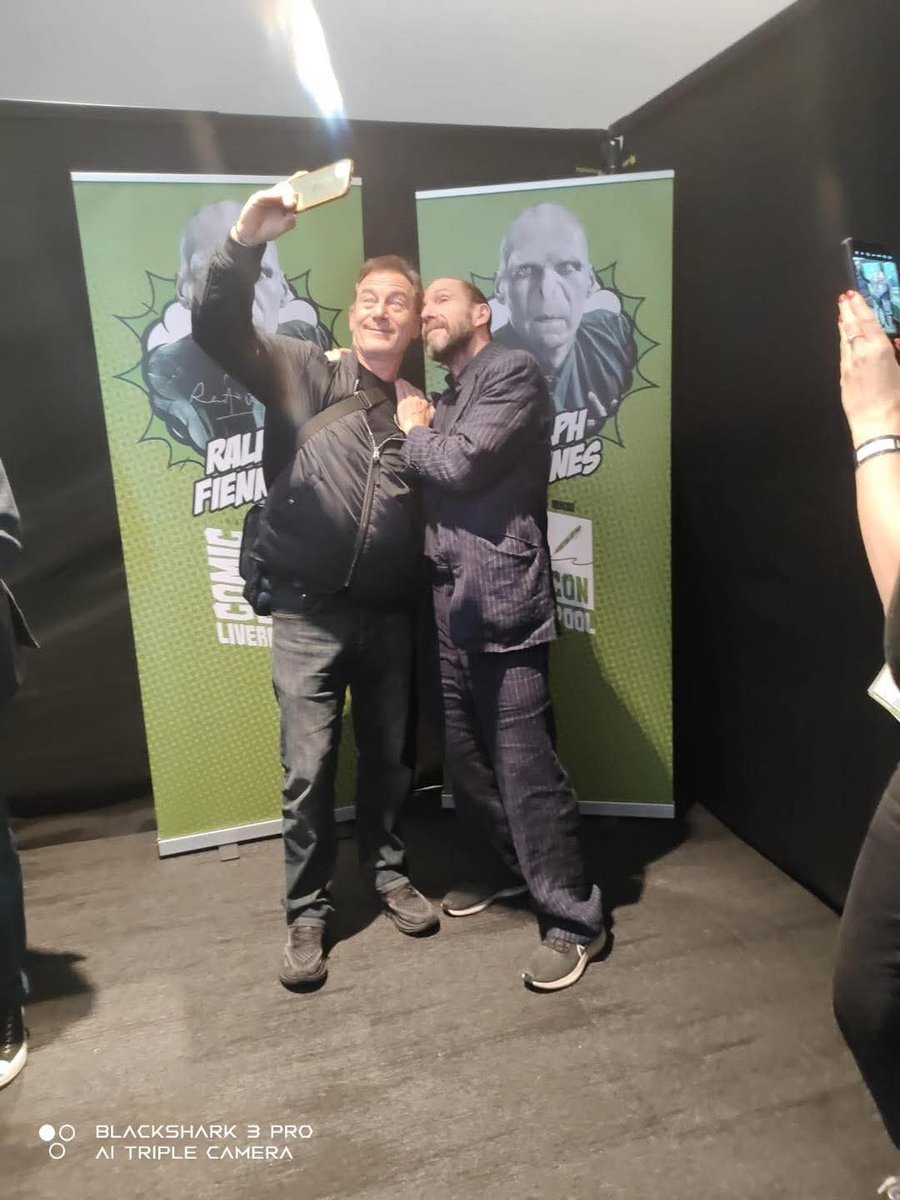 Lucius Malfoy and The Dark Lord reunited!

Ralph Fiennes and Jason Isaacs at Comic Con Liverpool (Day 2) on November 10, 2024

📸 comicconlpool