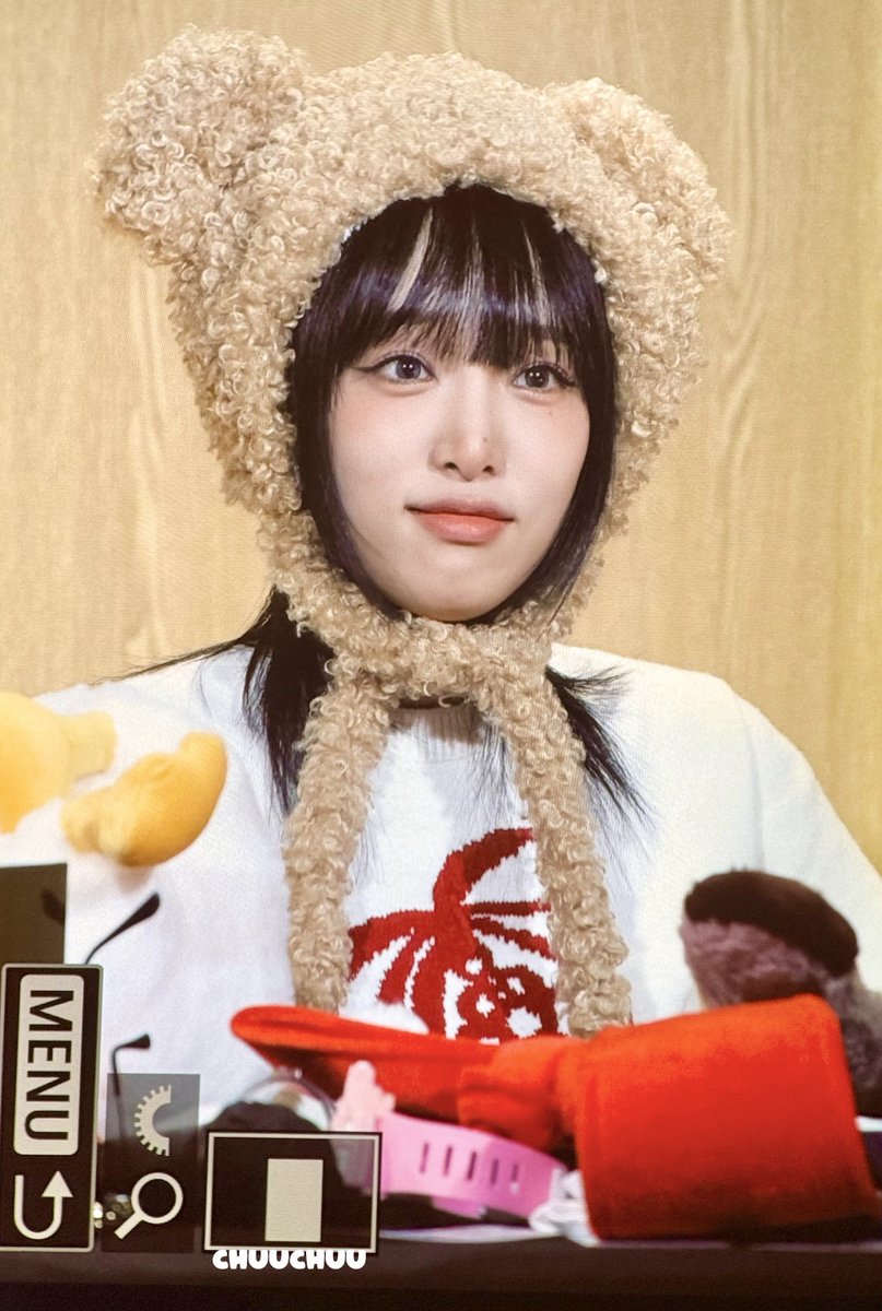 S2O929's tweet photo. 241117 #예나 #최예나 #YENA #イェナ https://t.co/WnjnBzCjEr