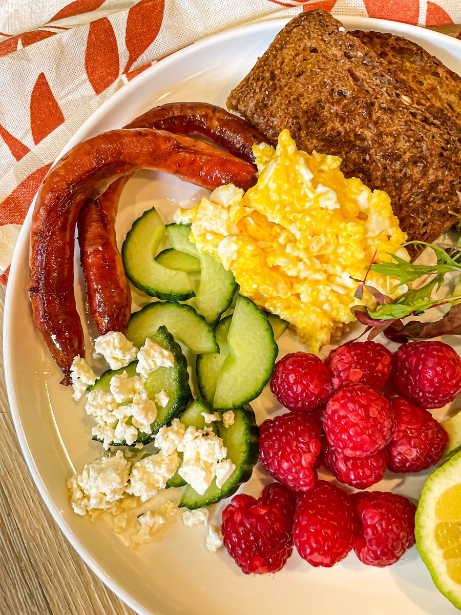ChefLindaMni's tweet photo. Breakfast Is Ready lets eat. 🧇🧀🥐🥯🍳🥓#FoodForTheSoul #Chef #BreakIsImportant #MissUniverse2024 https://t.co/oRGEjQAMiE