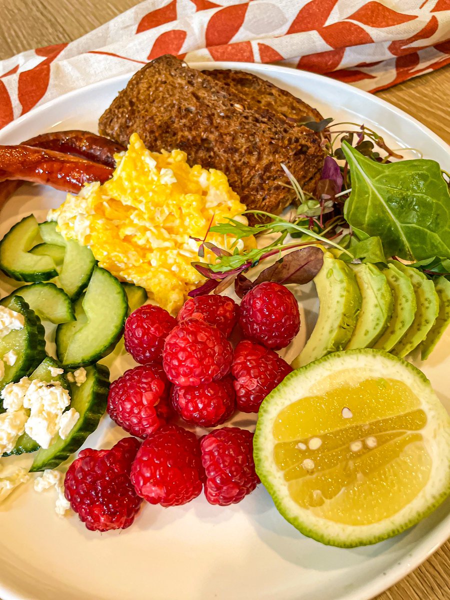 ChefLindaMni's tweet photo. Breakfast Is Ready lets eat. 🧇🧀🥐🥯🍳🥓#FoodForTheSoul #Chef #BreakIsImportant #MissUniverse2024 https://t.co/oRGEjQAMiE