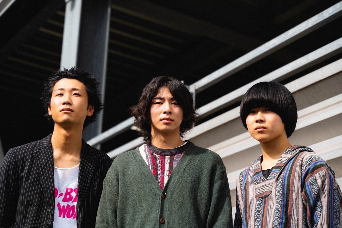 yorkshin_49's tweet photo. 【ヨークシンドラマー正規加入💥】

本日欲望FESで発表した通り、
本日よりドラムにミドリが加入。
( @yolidoli_midori )

それに伴いNEWビジュアル解禁⚡️

長期にわたる2枚からフルメンバーへ、これからのヨークシンをお楽しみに。 https://t.co/JjpCviQre1