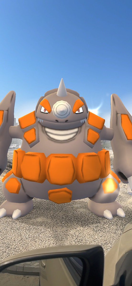 الزميل ✋🏻😁 #العب_PokemonGO