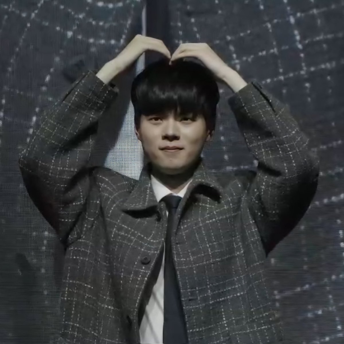 melodytulip's tweet photo. Hearts for all of Deft's fans 🫂💙 https://t.co/mIKLiyVxuo