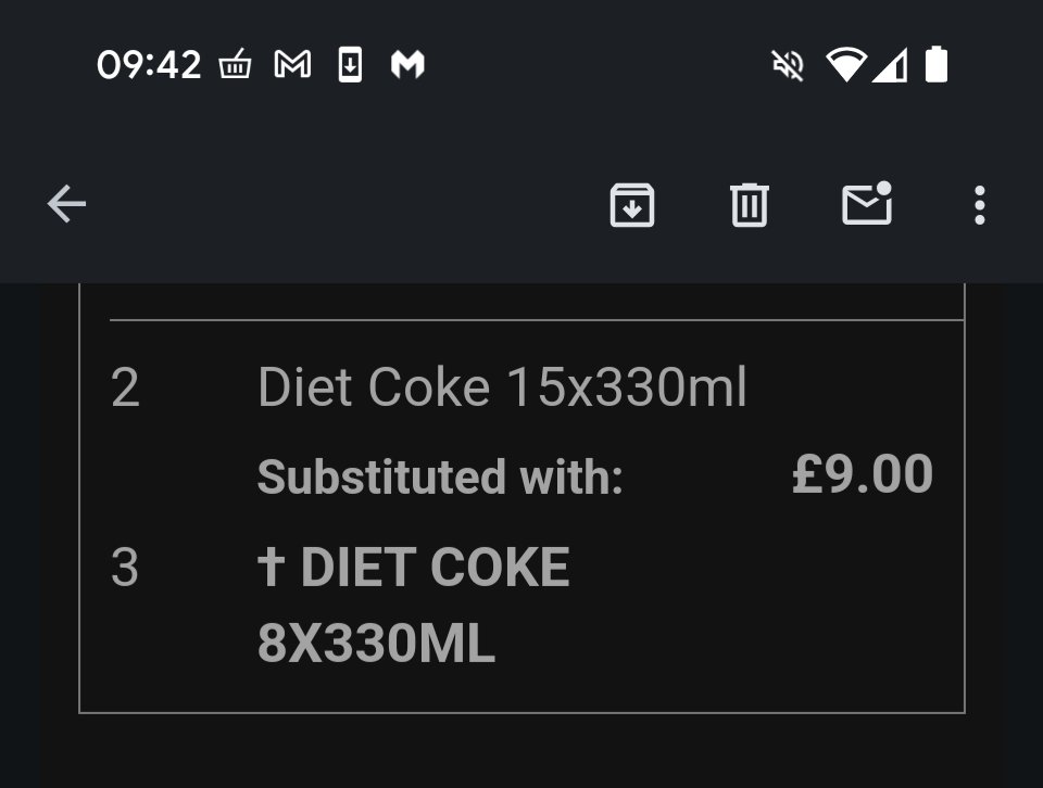 Laura Caroline tweet media