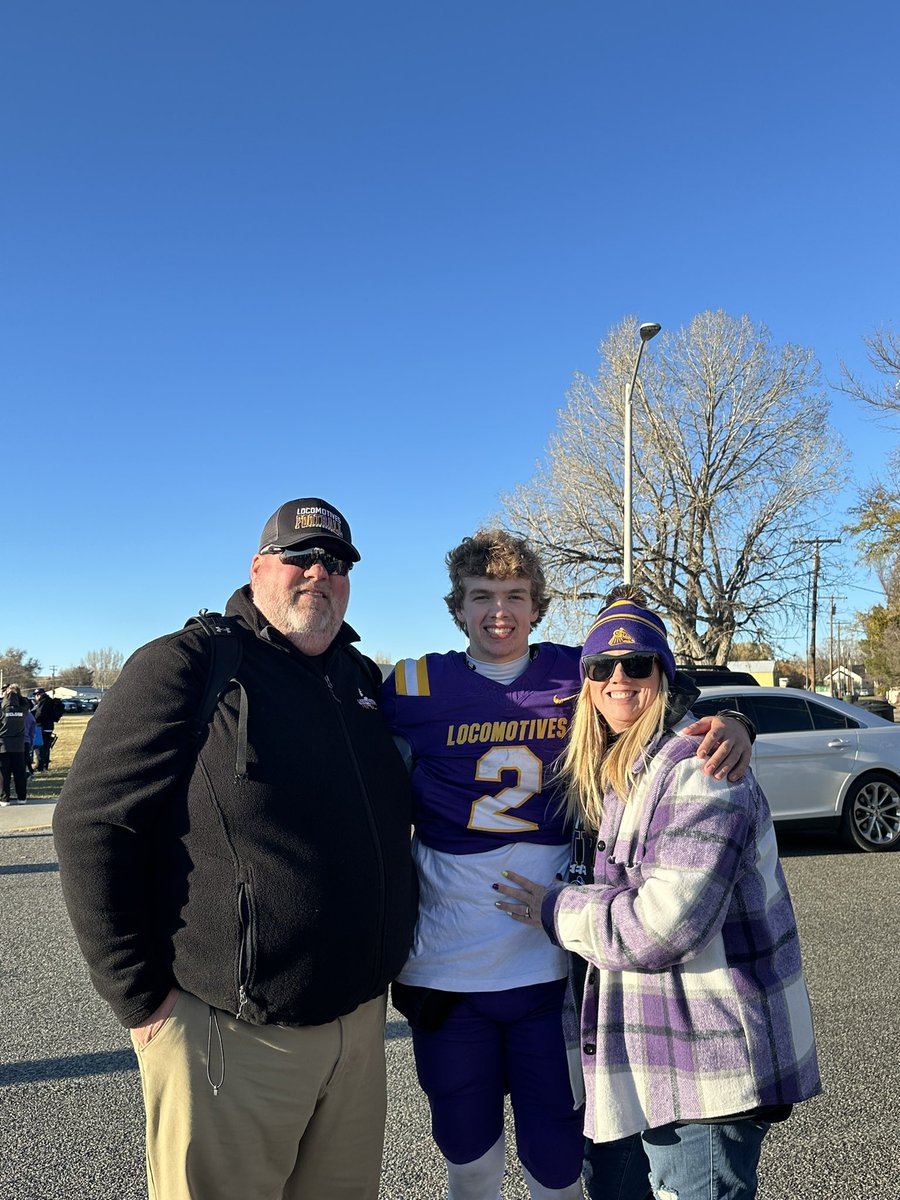 comeec's tweet photo. Heading to the chipper! #goLocos https://t.co/L28JdOmXKv