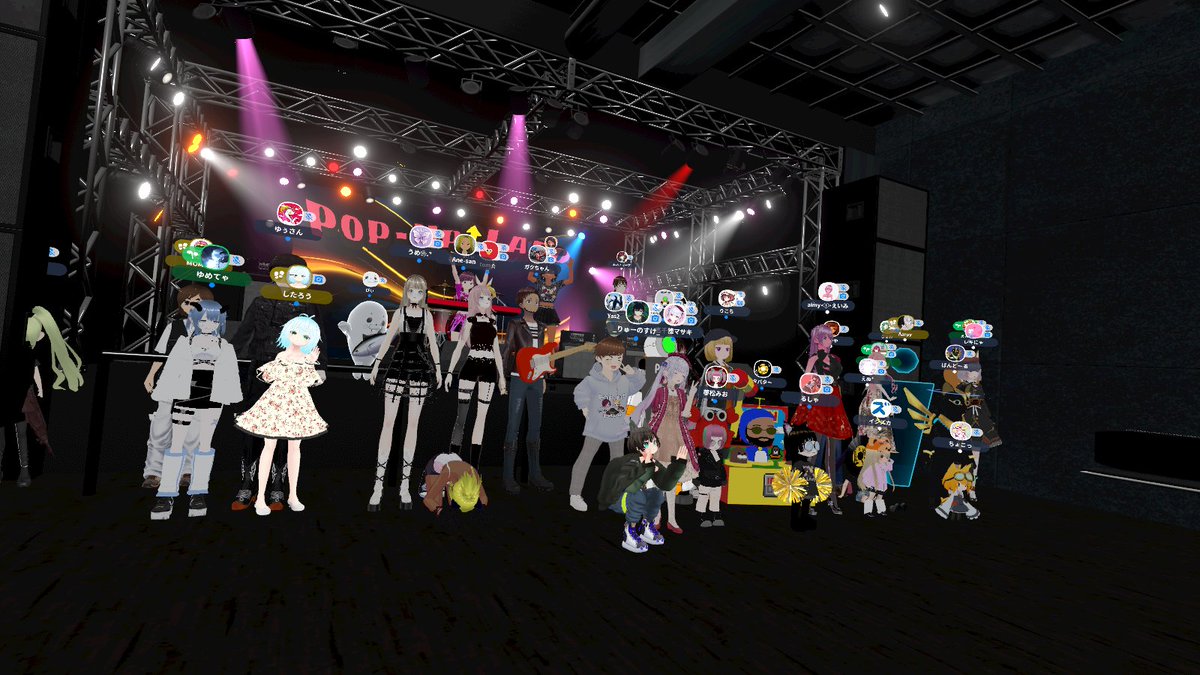 walker_shitaro's tweet photo. 土曜日ライブの2件目
ぶいちゃからクラスターに移動しPOP-UP⇧LABOを見に行く
改めてあまびーさんのド迫力のボーカルに圧倒された
しかしクラスター登録数時間後なんで操作がおぼつかない🤣
声も出なくて上手くしゃべれなかった
keiさん、ごめんなさい🙏
#POP_UP_LABO #あまびー #cluster #POP_UP_LABO https://t.co/TqyVXRcMLB