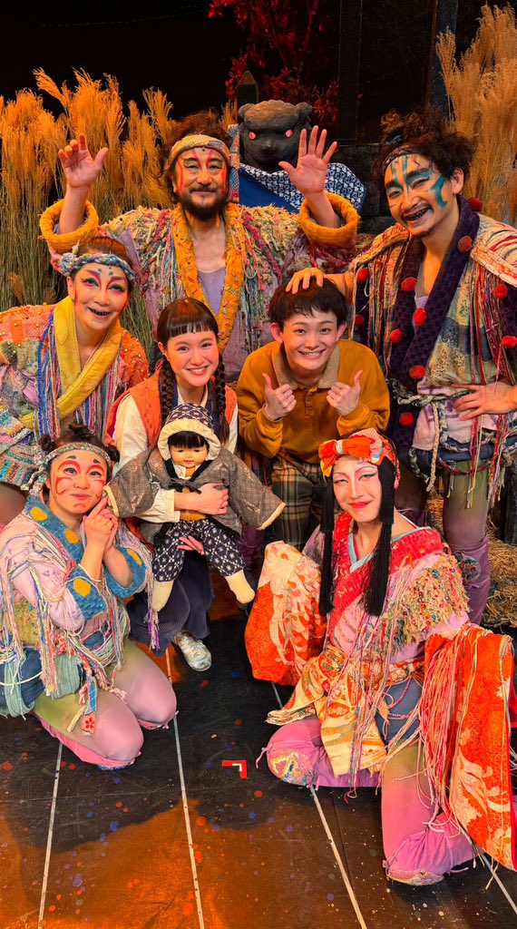 tAsq0710's tweet photo. #ユタと不思議な仲間たち
全15公演が無事終わりました。
去年の夏頃のオーディションから考えると長〜い旅路でした。勿論平坦で容易い路ではなかったけど、出逢った景色はかけがえのない宝物になりました。

またいつか再会できる日に思いを馳せて。 https://t.co/wOFZ7BtW7g