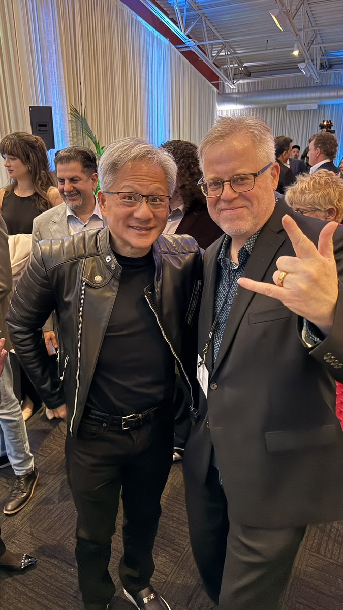 Scobleizer's tweet image. It is like meeting God himself.

Only he is so nice!