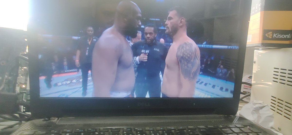 NIKESHDHAKAL19's tweet image. Lets go @JonnyBones
@stipemiocic
#maineventtime 
#UFC309