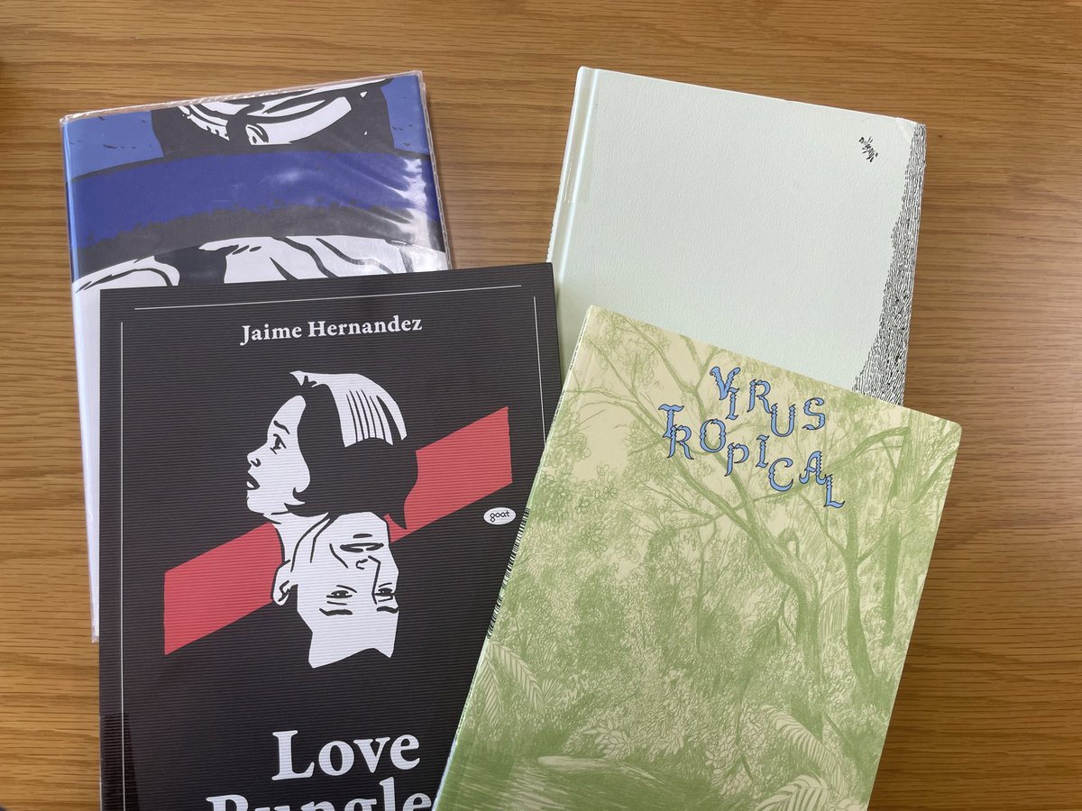 고트 출판 만화들