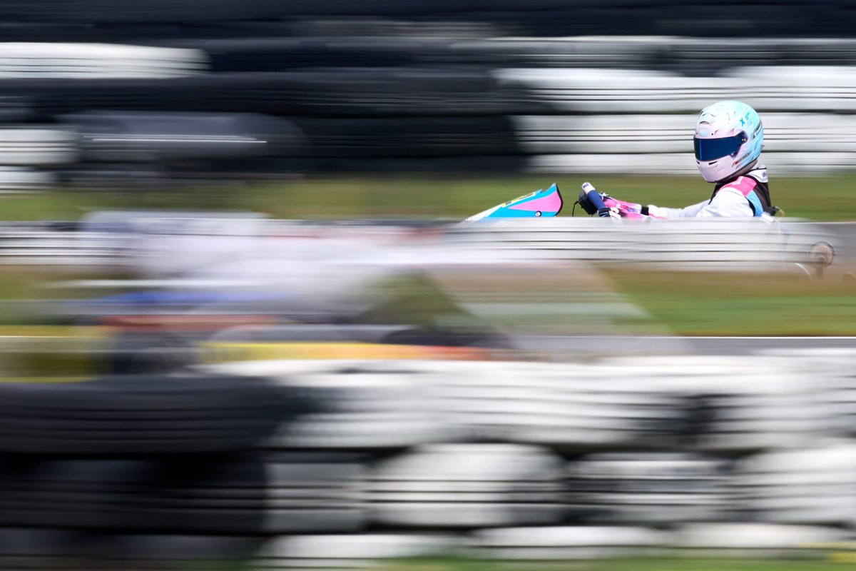 Hurricane“风”||🐴🏎 【CNVtuber】 tweet media