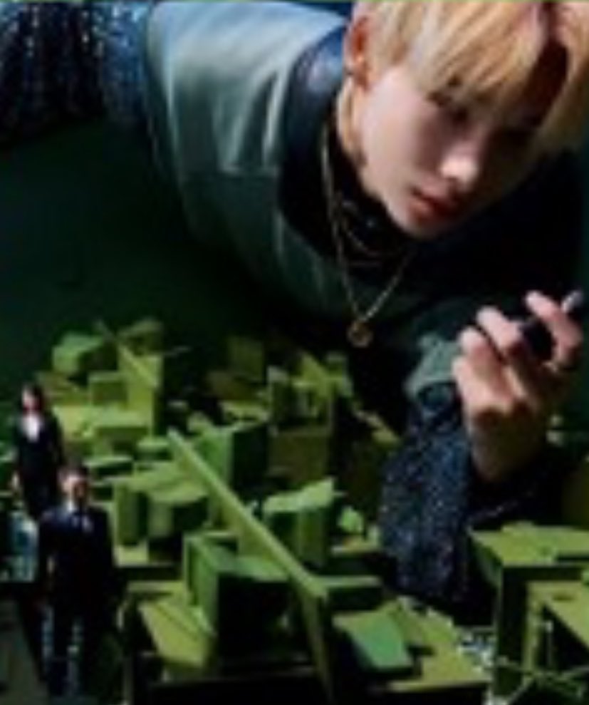 hell__8's tweet photo. @ssabikss Maybe this Niki-chan,

It's either Sunghoon https://t.co/ttfOdzJx9z
