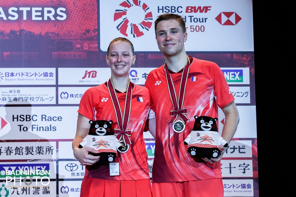 Smiling because it was an amazing week 😁🔥💥
Runner up at the Kumamoto Masters 🇯🇵🏸
Played some really good badminton along the way so that's what we take with us for next week tournament : China Masters 🇨🇳🔜💪
