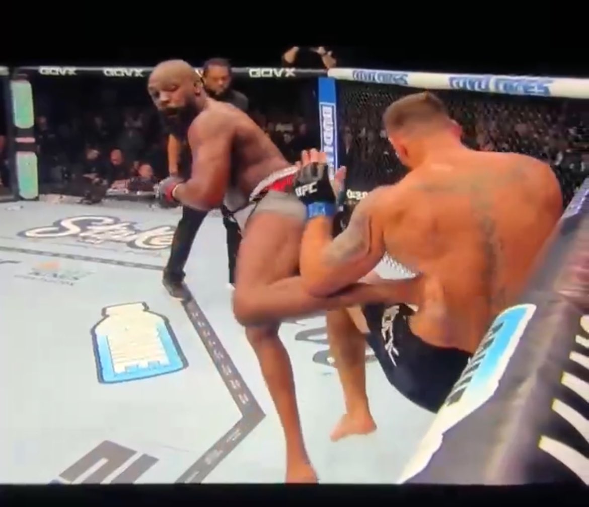 asskickerforsur's tweet photo. AANNNNDDDDDDD
STTIIILLLLLLLLLLLL
🔝🦴
#JonJones #ufc #UFC309 #stipemiocic #JonesMiocic #JonesVsMiocic #JonesStipe #DANAWHITE #ufc294 https://t.co/cgVEekRShS