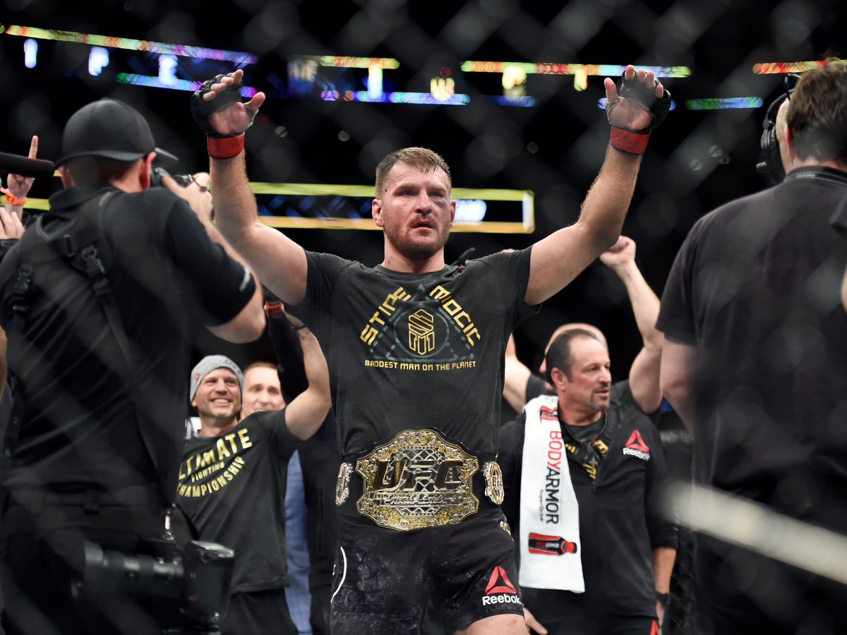fanaticosMMAGT's tweet photo. Stipe Miocic anuncia su retiro del MMA, un peleador que durante toda su carrera nunca dejó su trabajo de bombero y logró convertirse en el más exitoso en la historia de los pesos pesados del UFC. Un tipo por demás admirable, larga vida a Stipe Miocic y mucha suerte en su nueva etapa. #UFC309