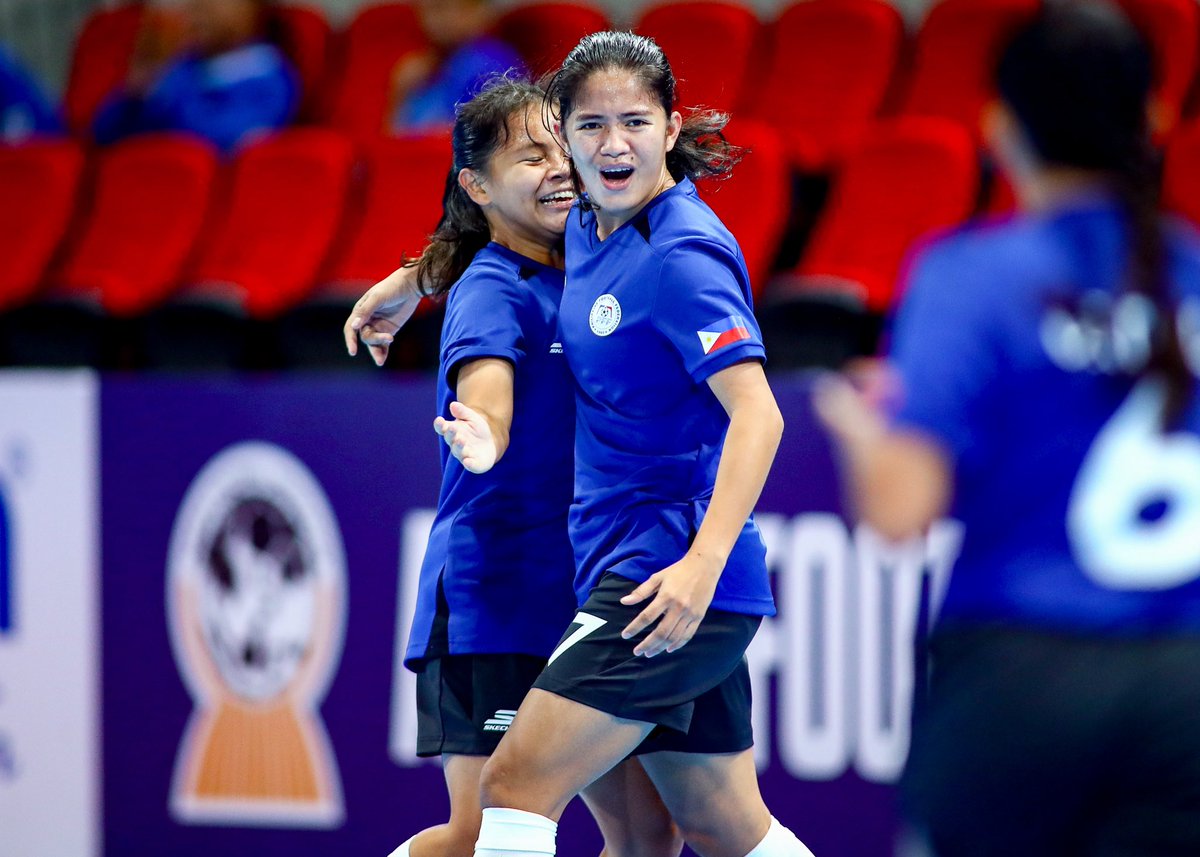 VenNotBen's tweet photo. Your #Pinay5 is set to take on powerhouse Thailand tonight! Catch the action at 7 PM at the PhilSports Arena or watch via Pilipinas Live / PFF Facebook!
๐ธ Jihan Parojjnog https://t.co/fwesqiYKeA