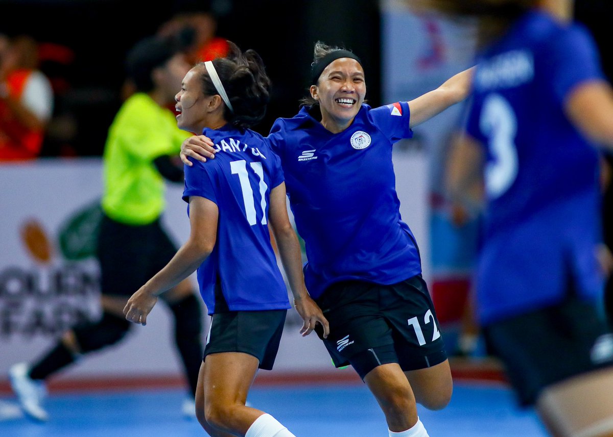 VenNotBen's tweet photo. Your #Pinay5 is set to take on powerhouse Thailand tonight! Catch the action at 7 PM at the PhilSports Arena or watch via Pilipinas Live / PFF Facebook!
๐ธ Jihan Parojjnog https://t.co/fwesqiYKeA