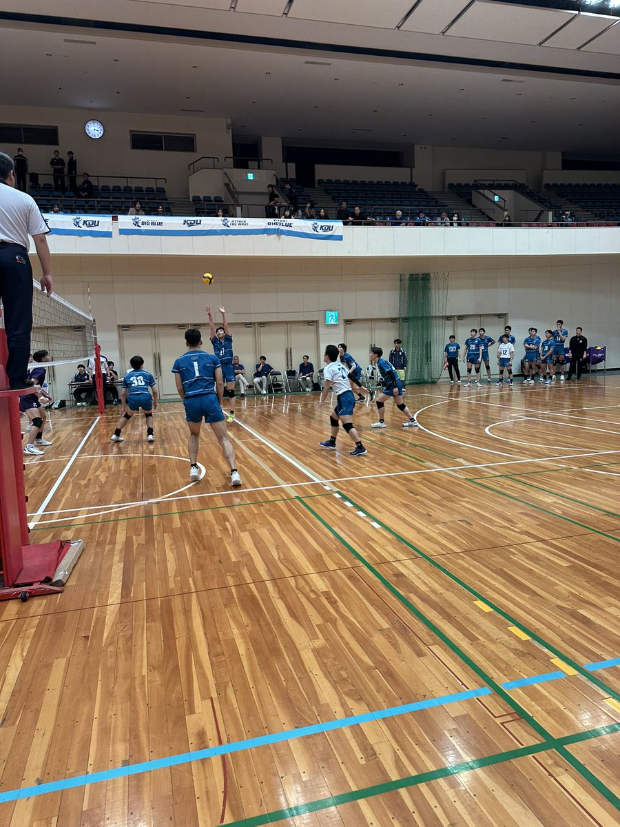 kansaiuvf's tweet photo. 【2024年度　Phiten cup関西大学バレーボール大学男女選手権大会】
男子
aコート　決勝戦
天理大学-近畿大学
2-0
25-14
25-21 https://t.co/0ZeZsxFqOq