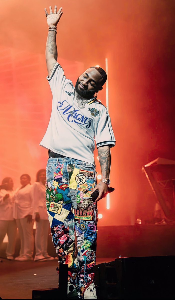 30BG_Professor's tweet image. No Davido fan will pass without liking and retweeting, 30BG Active! 😂❤️