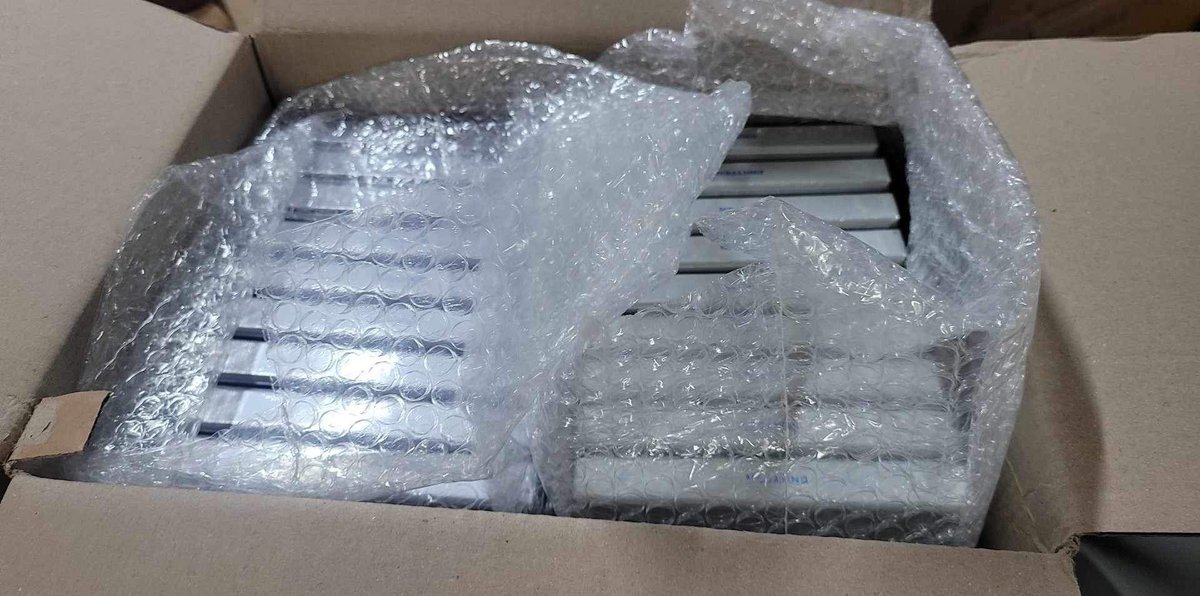 chimelleshop's tweet photo. wts lfb enhypen ph

enhypen r:u daydream sealed albums bulk

set - ₱920 + LSF

— minimum 10 sets 
— 300 sets available
— can do kr to kr (₱900 per set + kr sf)

dop: 50% dp by 11/30, rem bal once onhand
eta: end of dec - january

reply or dm to claim! https://t.co/f5ACRw92Dt
