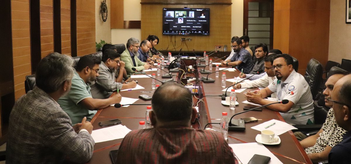 BASIS_BD's tweet photo. The 2nd meeting of the BASIS Japan Desk was held in hybrid mode on November 16, 2024, at the BASIS Boardroom. The meeting was chaired by Mr. AKM Ahmedul Islam BABU, Chairman of the BASIS Japan Desk, and was attended by BASIS President Mr. M Rashidul Hasan. https://t.co/aAj4CHFY6C