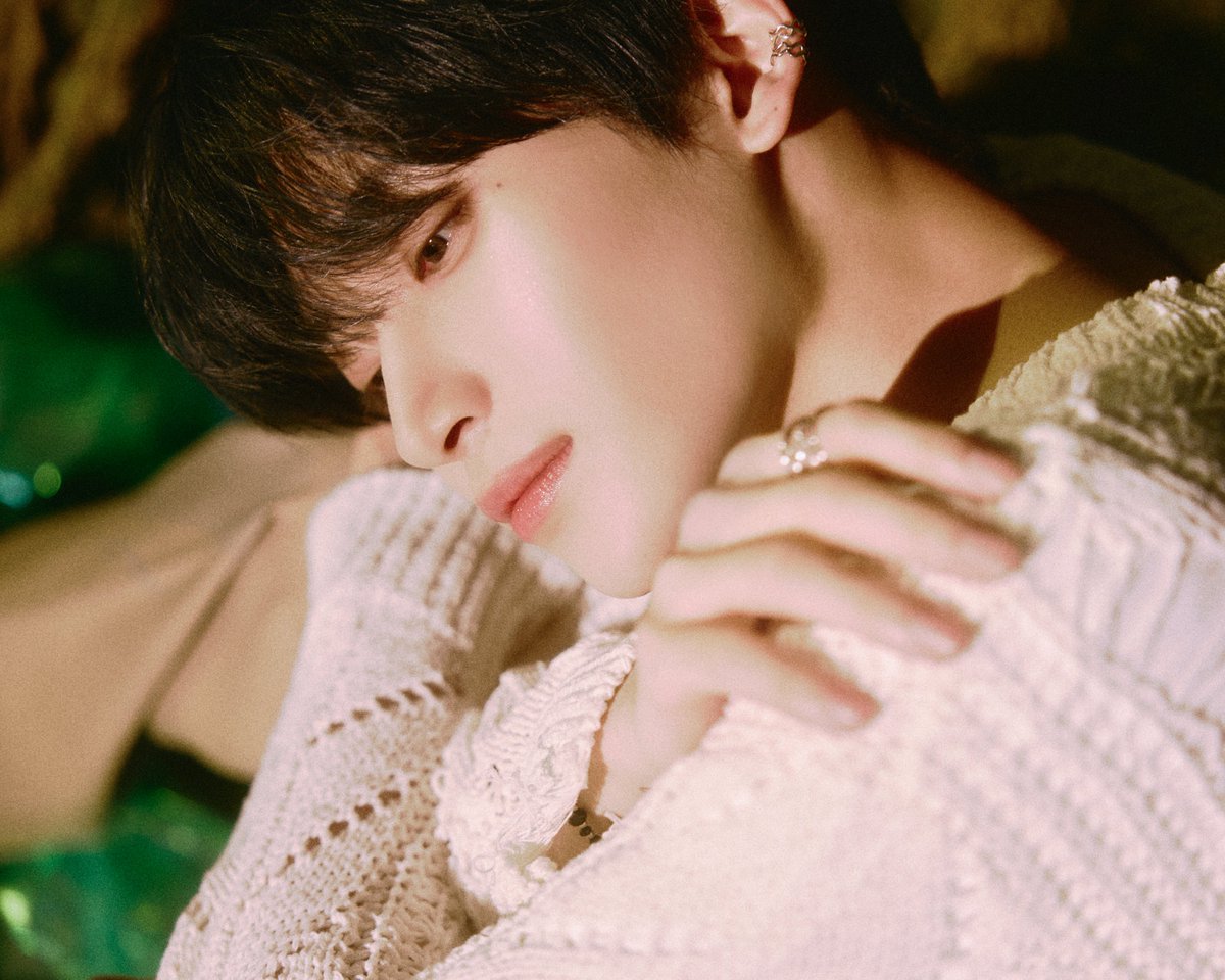 CRAVITY
Single Album
FIND THE ORBIT
⠀
PATHFINDER💫
REMEMBER ver. 정모 (JUNGMO)
⠀
2024. 12. 05 THU 6PM (KST)
⠀
#CRAVITY #크래비티
#정모 #JUNGMO
#FIND_THE_ORBIT
#Now_or_Never