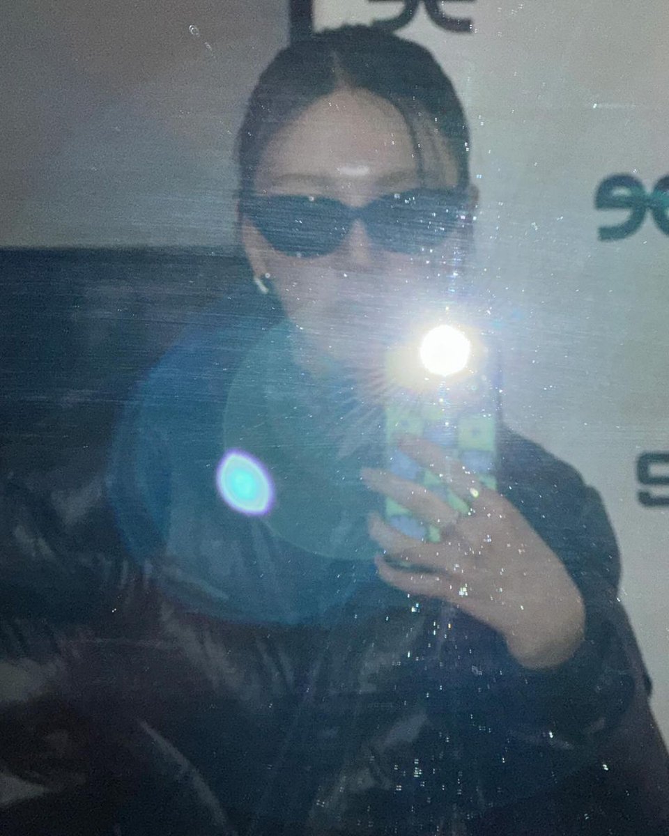SWani0221's tweet photo. 네????????? https://t.co/qdEqJuSZ3g