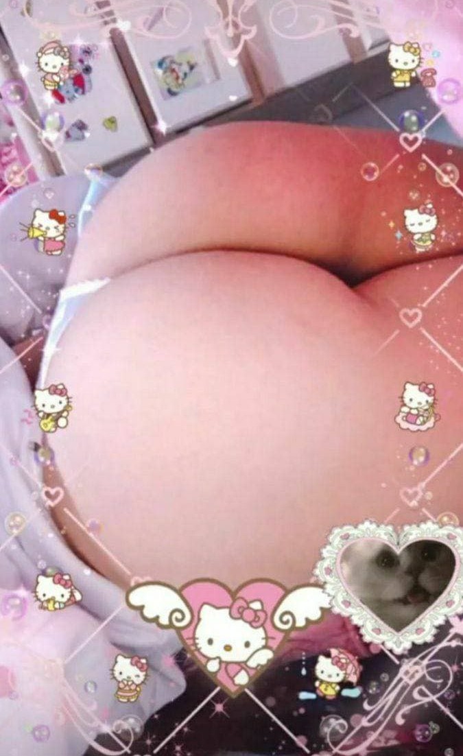 Lo prometido es deuda, que les parece este bonito fondo?, si alguien gusta dejar su verga como propina está más que aceptado♥️✨