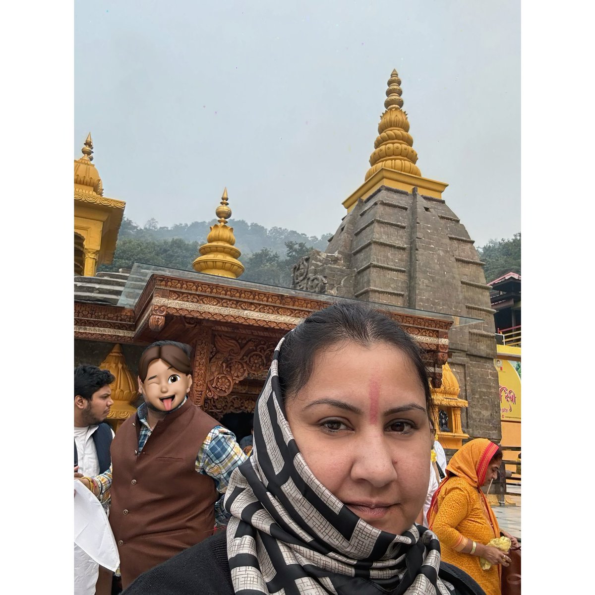 ✨Received blessings from Goddess Parvati herself in this ancient 🛕 in the #Himalayas. Maa #Baglamukhi is worshipped for power, victory, protection for cuts, scars, operations and accidents and dominance over enemies. The devotees, who worship #Goddess Baglamukhi, never face the