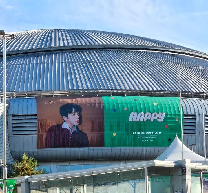 goodb_xoxo's tweet photo. 살아는 있어요🙇🏻‍♀️
사랑하는 석진이 고마워💜
빨리만나🥰💜 https://t.co/47JXxOzKRb