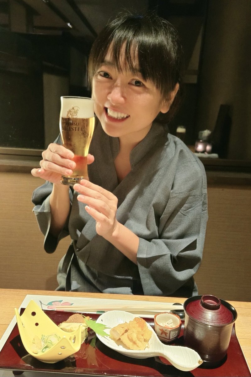 sil_kang's tweet photo. 草津温泉。夫婦になって初めての二人での旅行。ずっとひとり旅ばっかしてたから🤦‍♀️紅葉がきれいでした🍁 https://t.co/HJQfGQMYkl