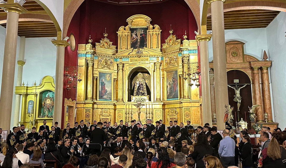 🎼 La <a href="/BCTAngeles/">BCT Nuestra Señora de los Ángeles</a> ofreció ayer un concierto en la Parroquia de los <a href="/DoloresdelCerro/">Dolores del Cerro</a> 

🎺 El próximo Martes Santo la formación acompañará a la hermandad, abriendo el cortejo de la cofradía