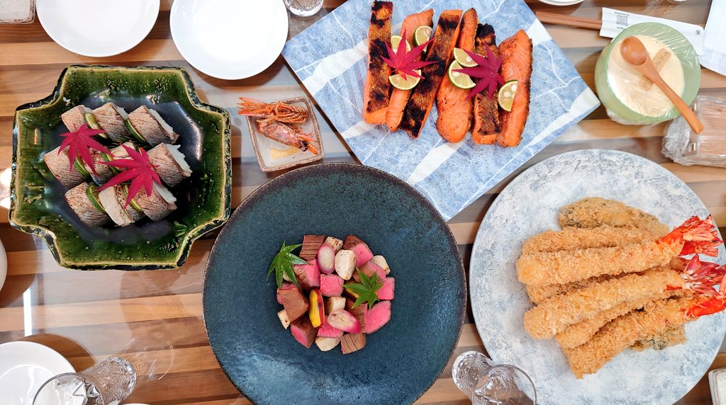 ことのし tweet media