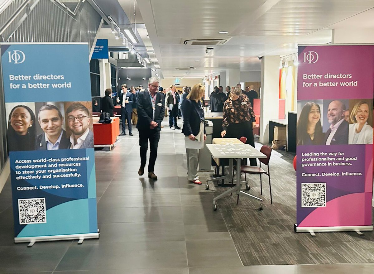 Jarmila_Yu's tweet photo. Some action shots of last week’s @The_IoD Better Director Series event that as Chair of the IoD Surrey branch I was over the moon to have the opportunity to bring to Surrey and to my Alma mater @RoyalHolloway. 🌟

Thanks to all the fab speakers and the panelists who expertly answered the questions generously sharing insights to support our business community, as we all digest and plan our next steps following the autumn budget. 

David Langworth & Anna Leach @The_IoD, Lai Wah Co @bankofengland, 
@tsinopoulos @RHULManagement,
@DrBenSpencer, James MCregor P10 Financial Group, Patricia Heurtas Business Surrey @SurreyNews, @yemioluseun @thechangehiveco. 🙏

Full story👇
https://t.co/9fKPzq1tOj

To attend a follow on event on this topic 👇
https://t.co/3p9Feae4I9

#Business #Entrepreneurship #Directors #Economy #Finance 
#Policy #Governance #Networking #BusinessSupport #Events #BetterDirectors #IoD