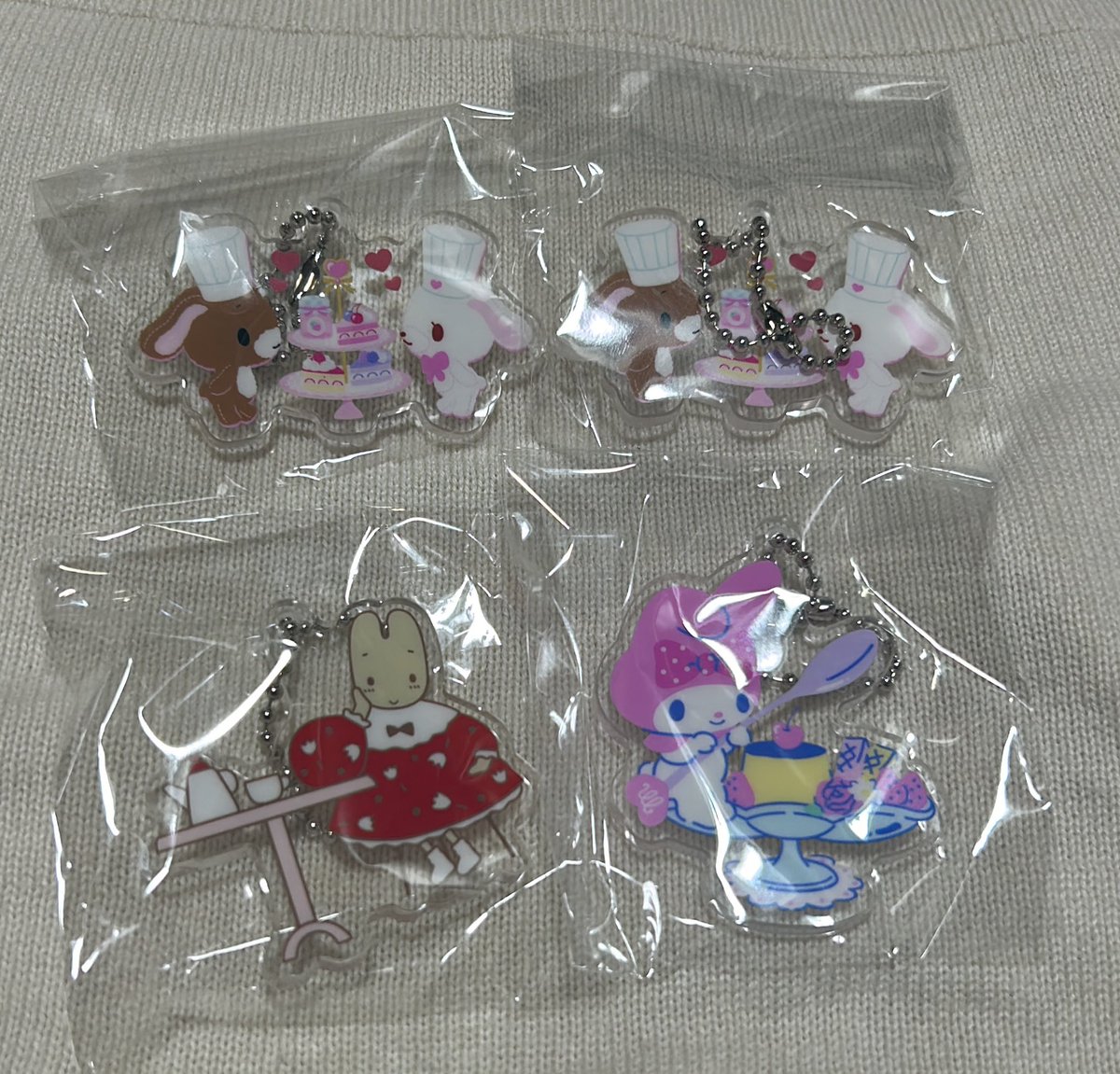 r38311041's tweet photo. サンリオ　ティータイム　アクリルキーホルダー　交換

譲　マイメロ、マロン、シュガー
求　定価＋送料

郵送でのお取引探しており���す。検索からもお気軽にお声がけ下さい。 https://t.co/Q9M7mYZ2fa