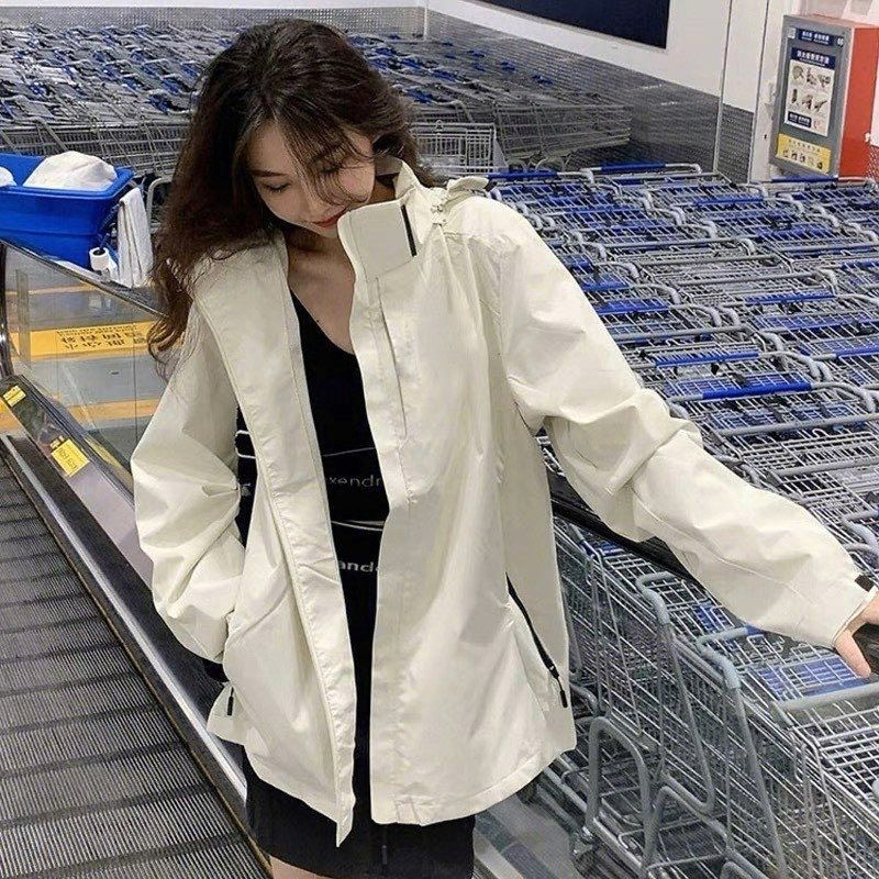 irondev2001's tweet image. Bí quyết phối đồ nhiều lớp mà không bị cồng kềnh:

1. Chọn những món đồ vừa vặn với cơ thể.
2. Sử dụng các lớp mỏng và nhẹ.
3. Tạo điểm nhấn bằng phụ kiện.
4. Đừng ngại thử nghiệm các phong cách khác nhau.

#thờitrang #phongcách #mixmatch