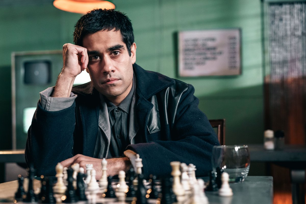 Radio Times (@radiotimes) on Twitter photo What to watch tonight – 1984: #TheRead at 9pm on BBC Four and iPlayer sees Doctor Who and Suspect star <a href="/sacha_dhawan/">Sacha Dhawan</a> narrate George Orwell's dystopian classic 📚
radiotimes.com/programme/b-f2… What to watch tonight – 1984: #TheRead at 9pm on BBC Four and iPlayer sees Doctor Who and Suspect star <a href="/sacha_dhawan/">Sacha Dhawan</a> narrate George Orwell's dystopian classic 📚
radiotimes.com/programme/b-f2…