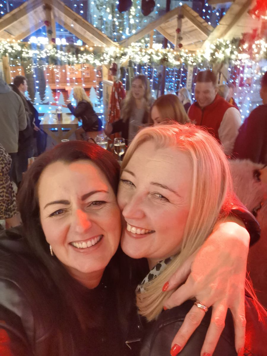 adele79x's tweet image. Happy birthday to my beautiful friend ...I love you 💕