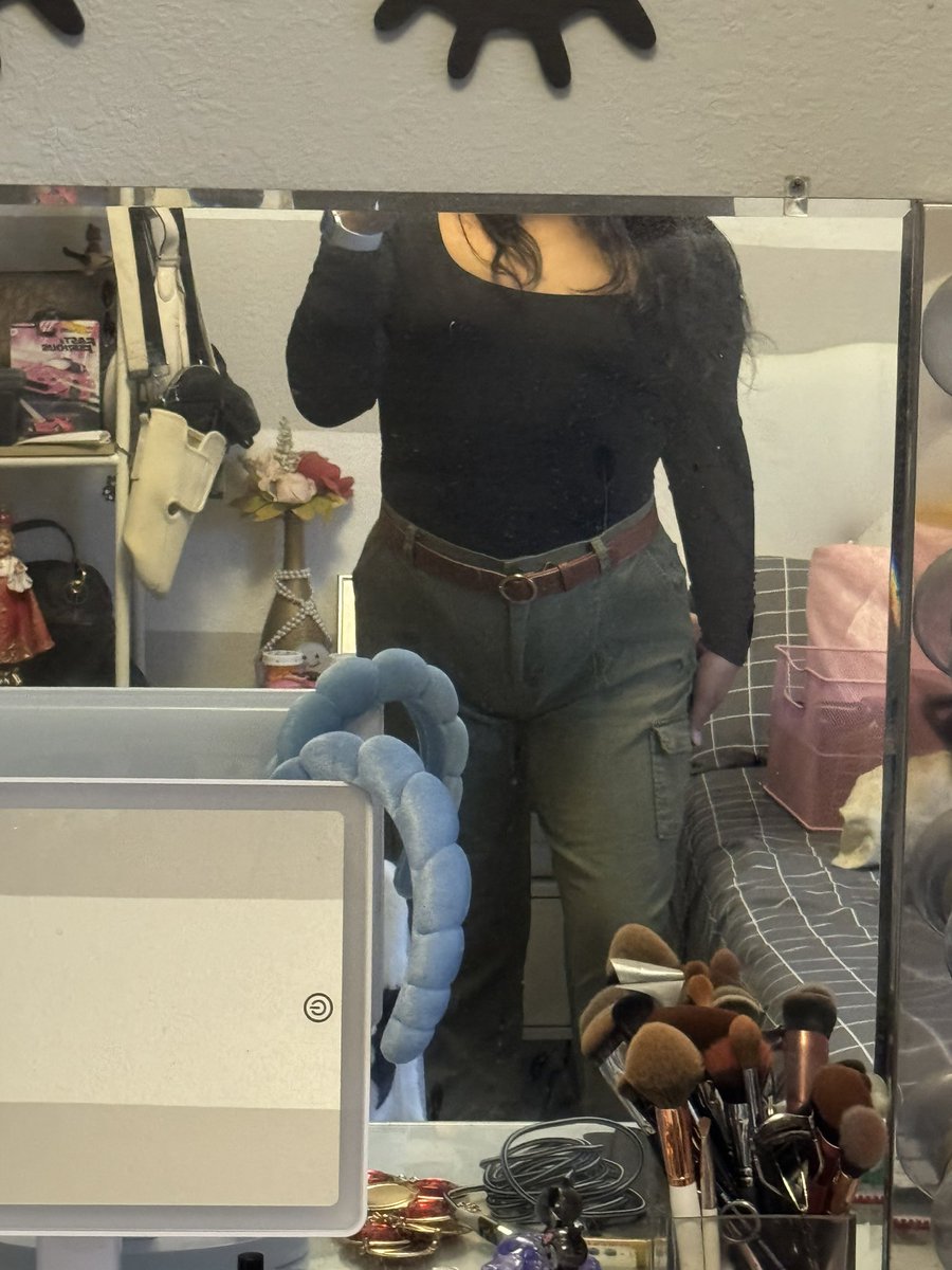bby_ten's tweet photo. each year that goes by, the lazier my costumes get :] cinnamoroll, raven, kim possible https://t.co/Ym3z8LfB2A