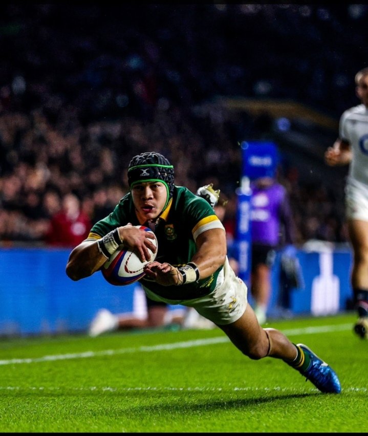 ansiebotes's tweet photo. @Vodacom Cheslin Kolbe Excellent Side Step Try This Was Super Epic For Me πππ My Jaw Dropping Moment #RSAvsENG
#SCORESMORE
#VUpYourSummer π₯³π₯³π₯³ https://t.co/PyNhBR8Ysi