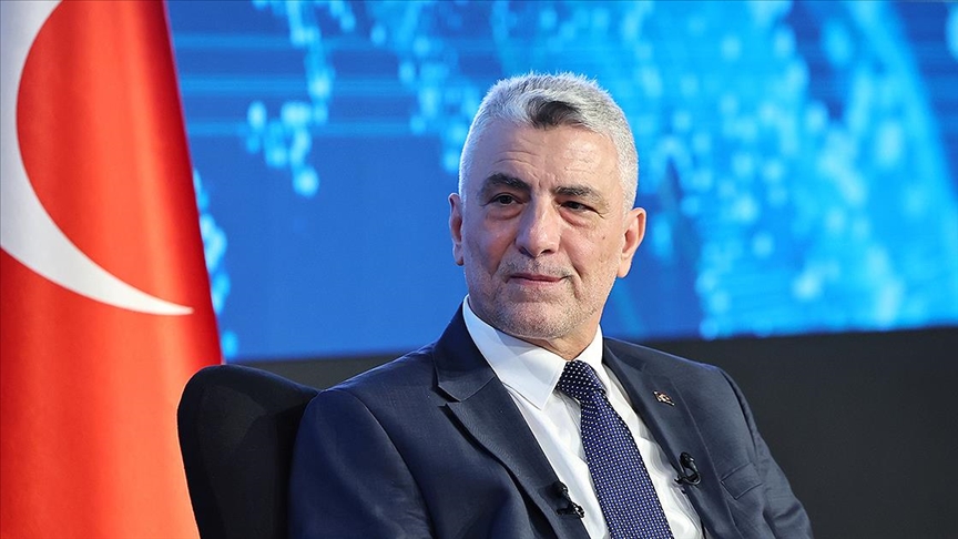 AA Ekonomi Finans (@aa_finans) on Twitter photo 🇹🇷🇮🇶Ticaret Bakanı Bolat, ihracatçılar ve müteahhitlerle Irak yolcusu 
🤝Bolat, yarın başlayacak iki günlük ziyaretinde çeşitli görüşmeler yapacak, Irak Başbakanı Muhammed Şiya es-Sudani ve ilgili bakanlarla bir araya gelecek
🛣️Görüşmelerle başta Kalkınma Yolu Projesi olmak 🇹🇷🇮🇶Ticaret Bakanı Bolat, ihracatçılar ve müteahhitlerle Irak yolcusu 
🤝Bolat, yarın başlayacak iki günlük ziyaretinde çeşitli görüşmeler yapacak, Irak Başbakanı Muhammed Şiya es-Sudani ve ilgili bakanlarla bir araya gelecek
🛣️Görüşmelerle başta Kalkınma Yolu Projesi olmak