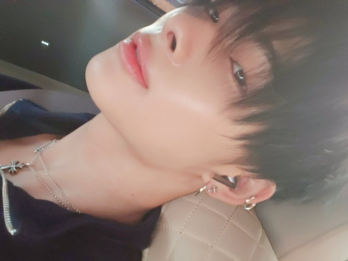 enhypenweverse's tweet photo. [ #니키’s Post ] 241117

#NI_KI: 🌇👀

@ENHYPEN_members @ENHYPEN #ENHYPEN #엔하이픈 https://t.co/DTHqu7NYX1