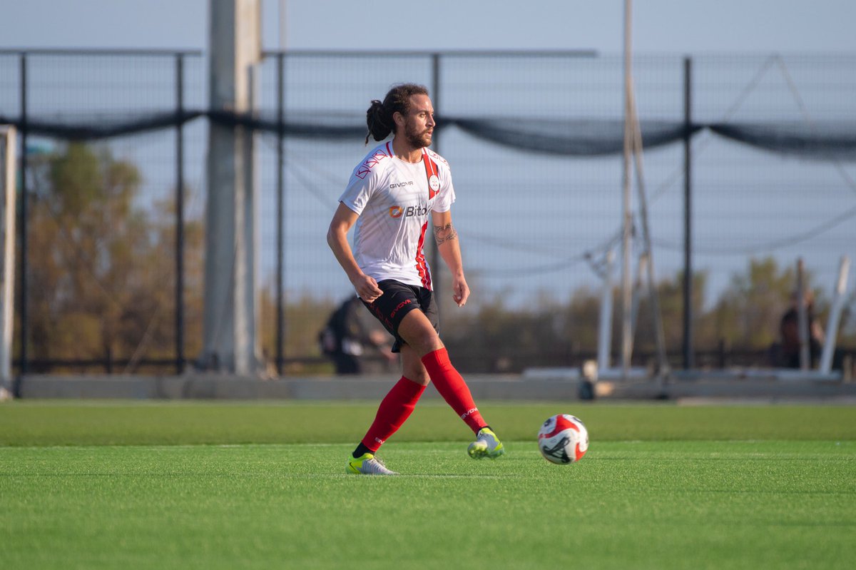 🇬🇮 <a href="/DanBent/">Dan Bent</a> has been named in the Gibraltar squad for their upcoming friendly against Moldova on Tuesday at the Europa Point Stadium 

Well done Dan! 👏