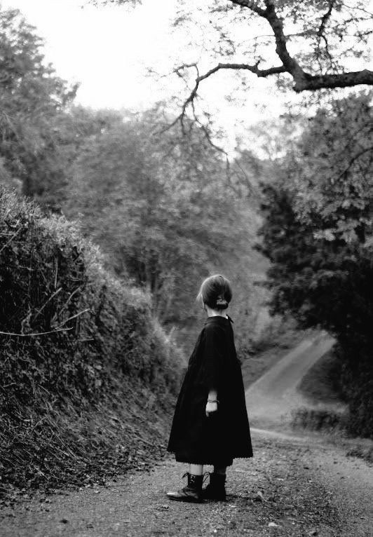 السلام عليكم ورحمه الله وبركاته.."نحنُ أطياف عابرة، لا يحتوينا زمان أو مكان، وربما نبقى أثر ، فيارب حُسن الرحيل"